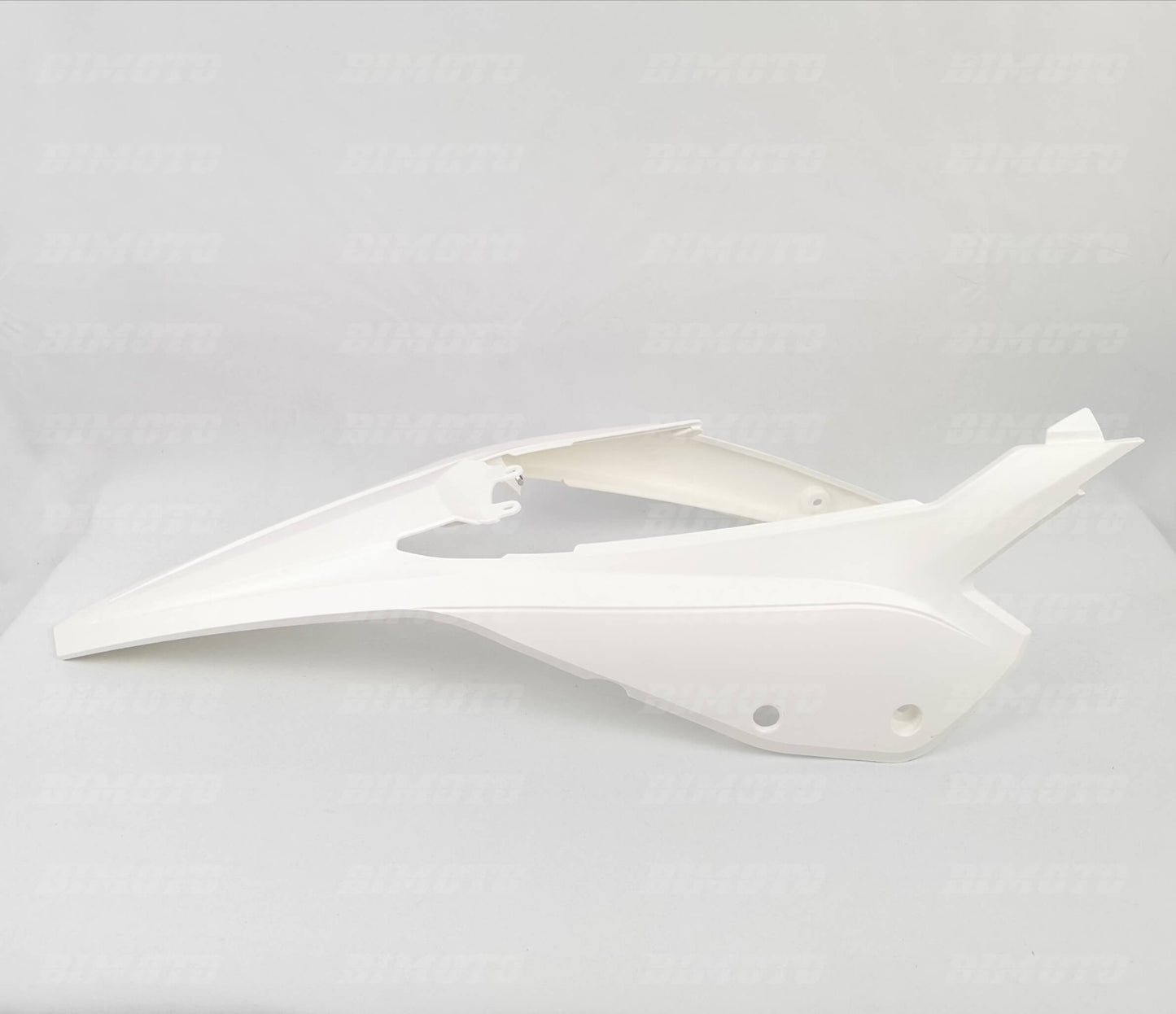 Parafango posteriore bianco Beta RR 2T-4T (2020-2024) - Xtrainer (2023-2026) - RX 300 2T (2022-2024) OEM 037430078751