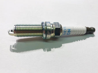 compare product Candela NGK LKAR8A-9 Beta RR 350 / 390 / 400 / 430 / 450 / 480 / 498 / 520 4T (2010-2026) OEM
