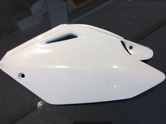 compare product Fianchetto sinistro UFO Honda CRF
