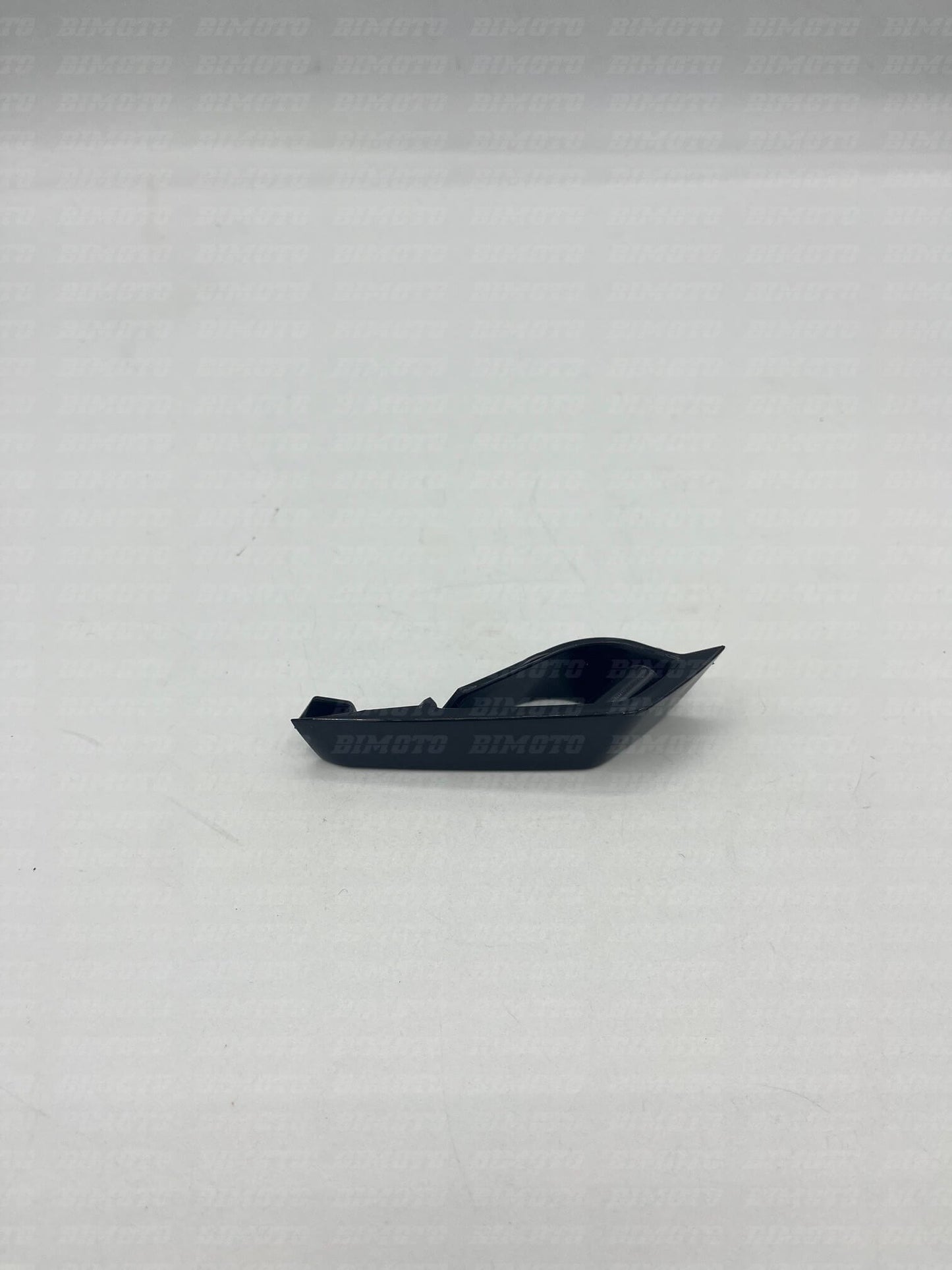 Passacavo mascherina nero Beta RR 2T 125 200 250 300 – 4T 350 390 430 480 – RR 50 – Xtrainer (2020-2026)