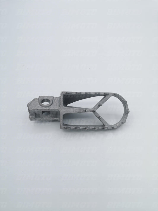Pedana poggiapiedi destra Beta RR 350-390-430-480 4T - RR 125-200-250-300 2T 2020/2025