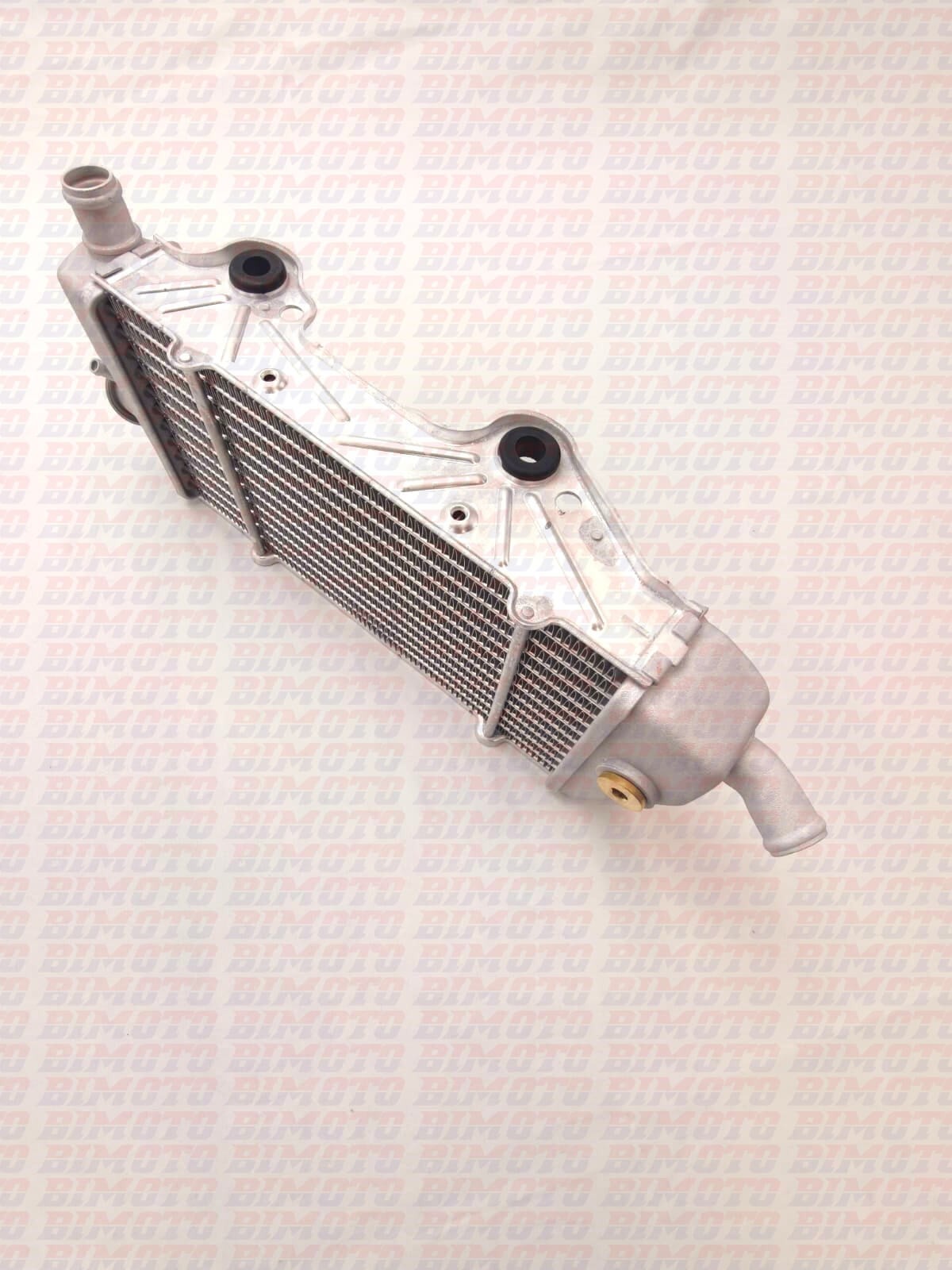 Radiatore sinistro Beta RR 350 390 430 480 4T X-PRO (2026) RX 450 4T (2026) OEM 037390428200